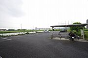 広々とした駐車場です