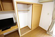 大切な洋服を収納するのに欠かせないクローゼットを完備！