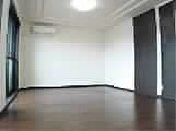 EL GRACE 2階1LDKのリビング/ダイニング