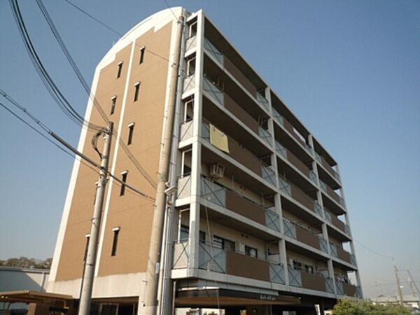 ラド・デル・リオ ｜兵庫県伊丹市北本町3丁目(賃貸マンション3LDK・5階・69.65㎡)の写真 その1