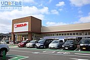 関西スーパー久代店 632m