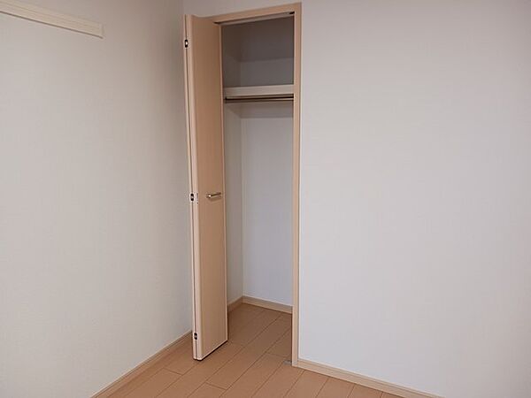 apartment 北海道砂川市空知太東三条１丁目1番3-●●号
地図を見る