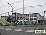 周辺：小学校「滝川市立滝川第一小学校まで809m」