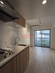 イプセ初台 201 1階1LDKのリビング/ダイニング