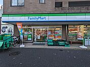 ファミリーマート世田谷北沢四丁目店 徒歩7分。 500m