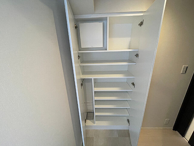 収納