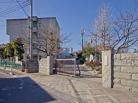 ふじみ野市立葦原中学校 2321m