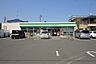 周辺：ファミリーマート羽村栄町二丁目店　徒歩3分・24時間営業が頼もしく、ATMや宅配便の利用可能です。