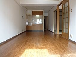 居間