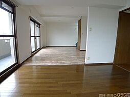 サントハイム御所東 402 4階1LDKのリビング/ダイニング