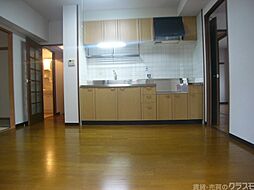 プレドゥジャルダン 301 3階2LDKのリビング/ダイニング