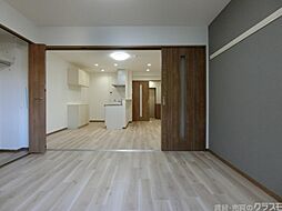 シャルレ7番館 401 4階1LDKのリビング/ダイニング