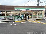 ファミリーマート久我石原町店 484m