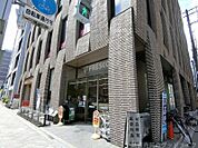 フレスコ四条店 639m