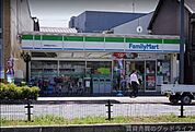 ファミリーマート唐橋羅城門町店 711m