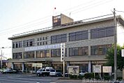 川端警察署 2347m