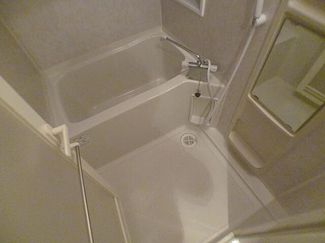 浴室 京都市営烏丸線 四条駅 徒歩3分