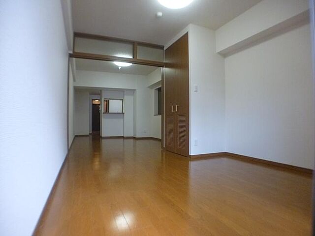 室内 京都市営烏丸線 四条駅 徒歩3分