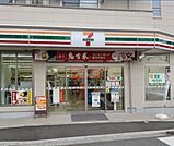 セブンイレブン横浜大口駅東店 徒歩9分。 700m