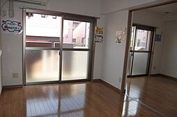 ユーミーナリサ 302 3階2LDKのリビング/ダイニング