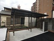 駐輪場付き。