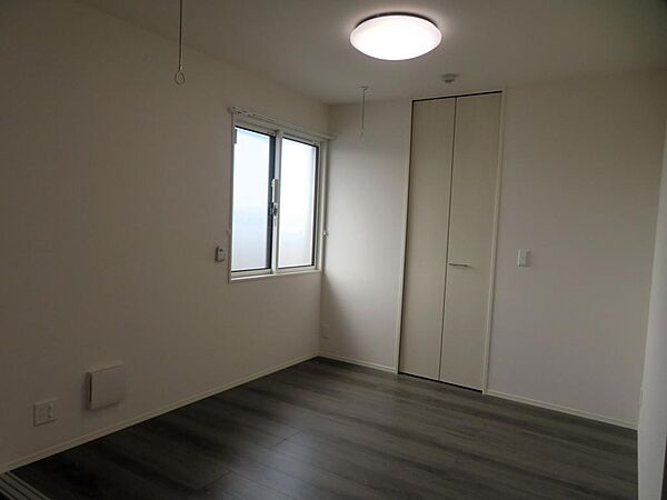 apartment 栃木県小山市花垣町１丁目
花垣町の賃貸情報を見る
物件地図