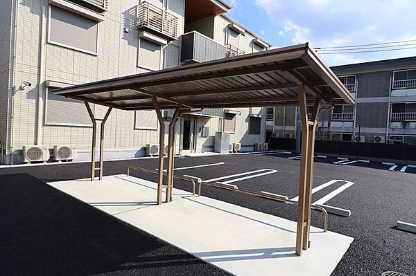 apartment 栃木県小山市花垣町１丁目
花垣町の賃貸情報を見る
物件地図