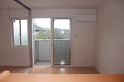 ピーノ・ヴィオラ　住居 205 2階1LDKのリビング/ダイニング