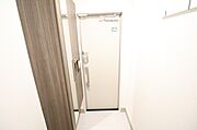 玄関には大きなシューズボックス搭載です。