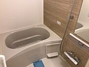 追い焚き、浴室乾燥機付きです。