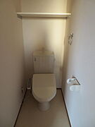 ウォシュレットトイレ付。