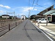 線路が近くにある為、音に敏感な方は気にしてしまうかもしれません。