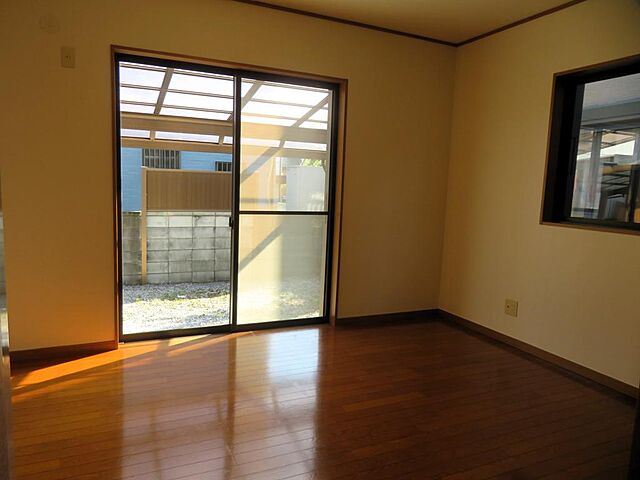 室内 栃木市箱森町