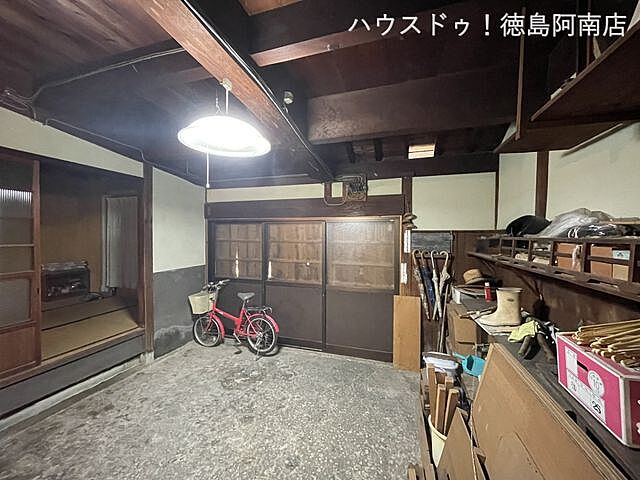 収納 阿南市富岡町第住町