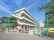 飯能市立富士見小学校 700m