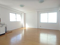 江口マンション 4階ワンルームのリビング/ダイニング