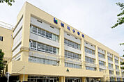 江東区立枝川小学校（758m）