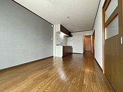 居間