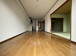 居間