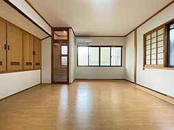 居間