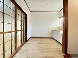 居間
