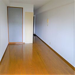 ISプラステリア 203 2階1Kのリビング/ダイニング