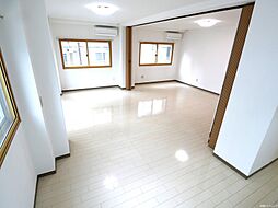 居間