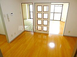 アベニュー成城2号館 203 2階2DKのリビング/ダイニング