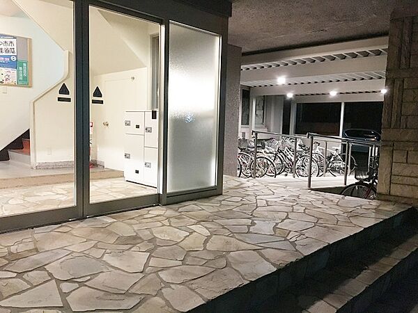 建物エントランス