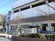 足立区 東和図書館（280m）