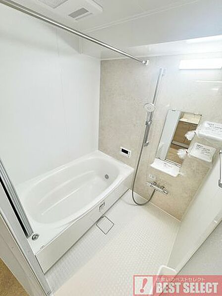 ■1日の終わりは寛ぎ空間バスルームへ。お気に入りのバスアロマで心身ともに癒されましょう