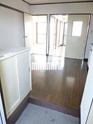 しっかり下駄箱も付いてます☆