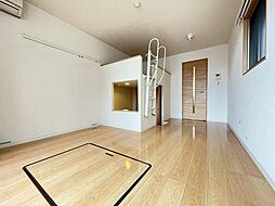 ルネスカメリア 3階1Kのリビング/ダイニング