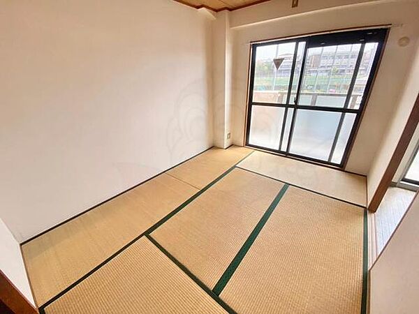 チェリーコート ｜大阪府寝屋川市三井南町(賃貸マンション3LDK・4階・61.86㎡)の写真 その24